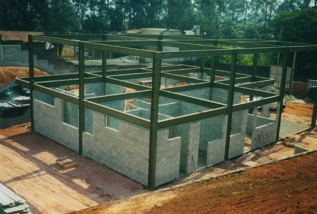 Edifício estrutura metálica