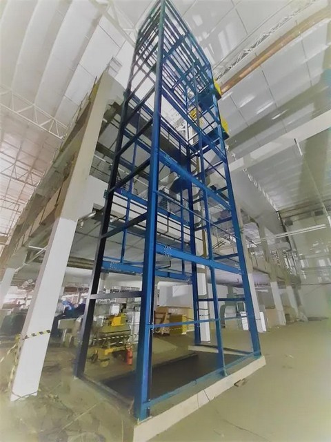 Estrutura metálica elevador